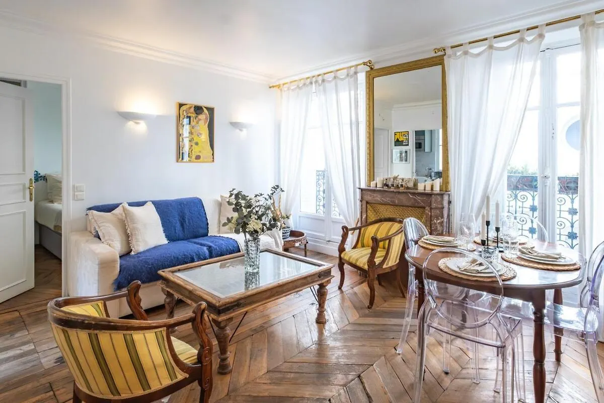 Appartement Haussmannien Etoile Paris Fransa