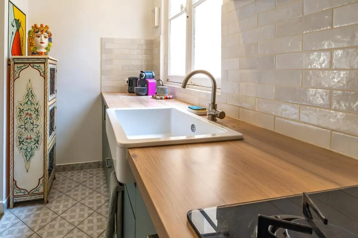 Appartement Haussmannien Etoile Paris Apartment